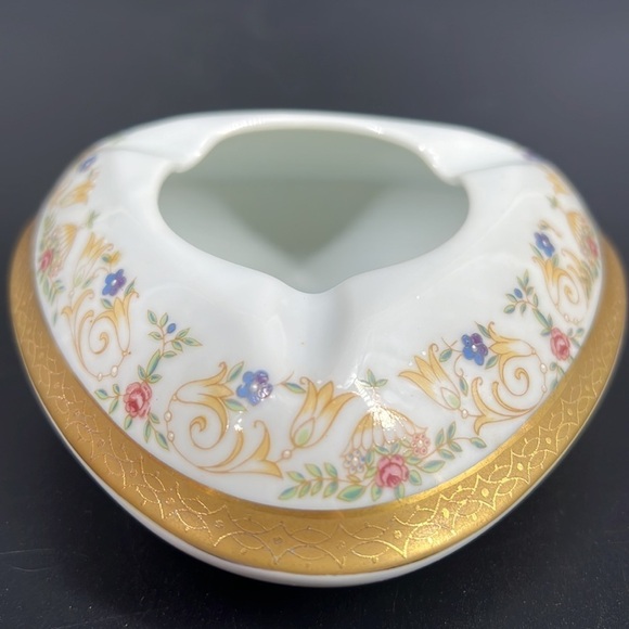 Blumenau Leart Ashtray - Picture 6 of 8